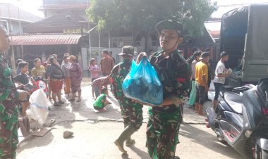 TNI Distribusikan 14.225 Nasi Bungkus untuk Warga Terdampak Banjir di Medan