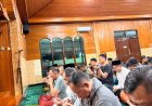 Panglima TNI Sholat Subuh Berjamaah Bersama Prajurit Satgas Pamtas RI-PNG Mobil