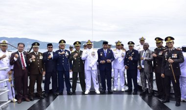 Kodaeral X TNI AL Gelar Upacara Tabur Bunga di Laut Dalam Rangka Hari Dharma Samudera 2026