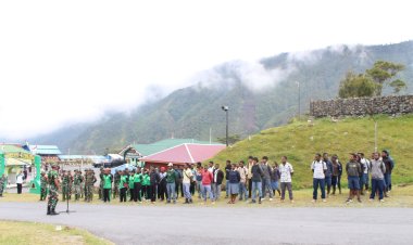 Kodim 1714/Puncak Jaya, Pelopori Giat Bebas Sampah Kabupaten Puncak Jaya