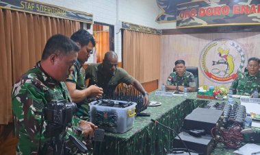 Pastikan Kesiapan Alat Komunikasi, Kodim 1710/Mimika Ikuti Vicon dengan Komlekdam XVII/Cenderawasih