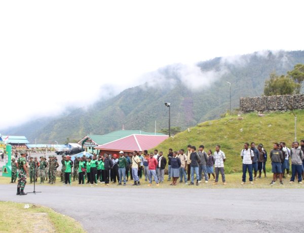 Kodim 1714/Puncak Jaya, Pelopori Giat Bebas Sampah Kabupaten Puncak Jaya