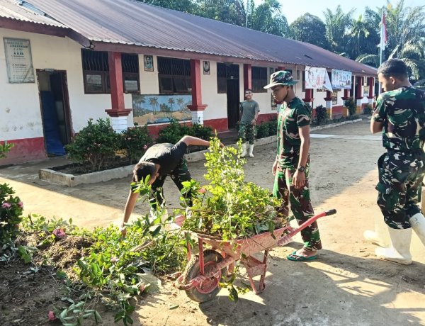 Satgas Kodam I/BB Pulihkan Sekolah Terdampak Banjir di Tapsel, Siswa Kembali Belajar Normal