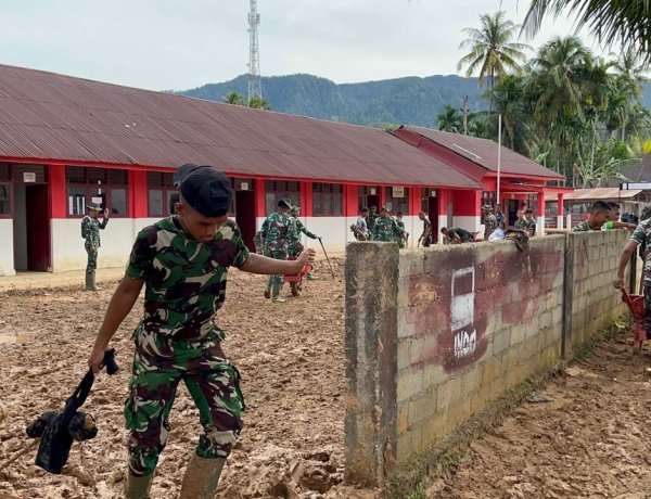 TNI AD Pulihkan Sekolah Terdampak Bencana di Tapanuli Tengah, Siswa Kembali Belajar dengan Aman