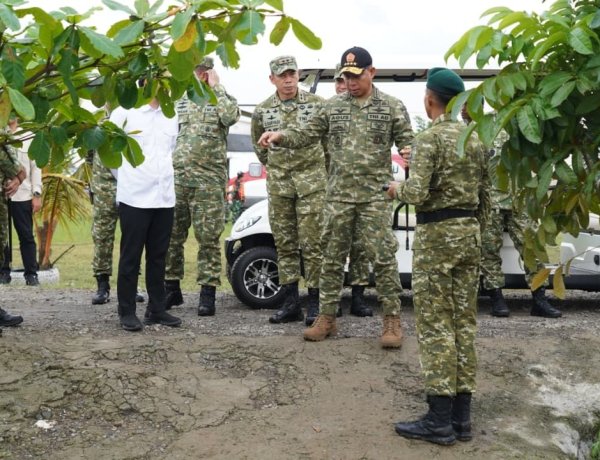 Panglima TNI Tinjau Yonif TP 843/Patriot Yudha Vikasa di Cibitung